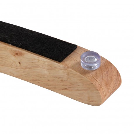 MECEDORA CON ALMOHADA VERDE